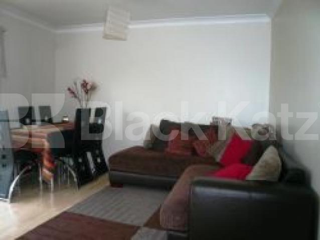 			3 Bedroom, 1 bath, 1 reception Flat			 Primrose Close, FINCHLEY CENTRAL